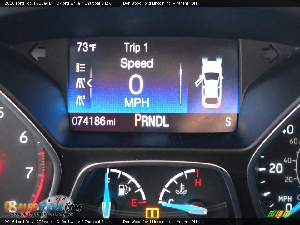 2016 Ford Focus SE Sedan Oxford White / Charcoal Black Photo #27