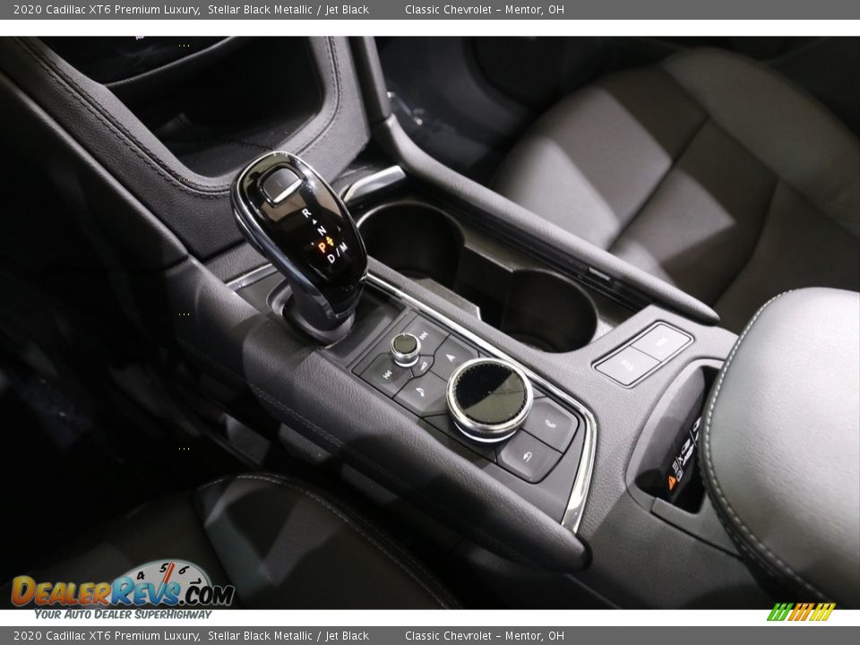 Controls of 2020 Cadillac XT6 Premium Luxury Photo #15