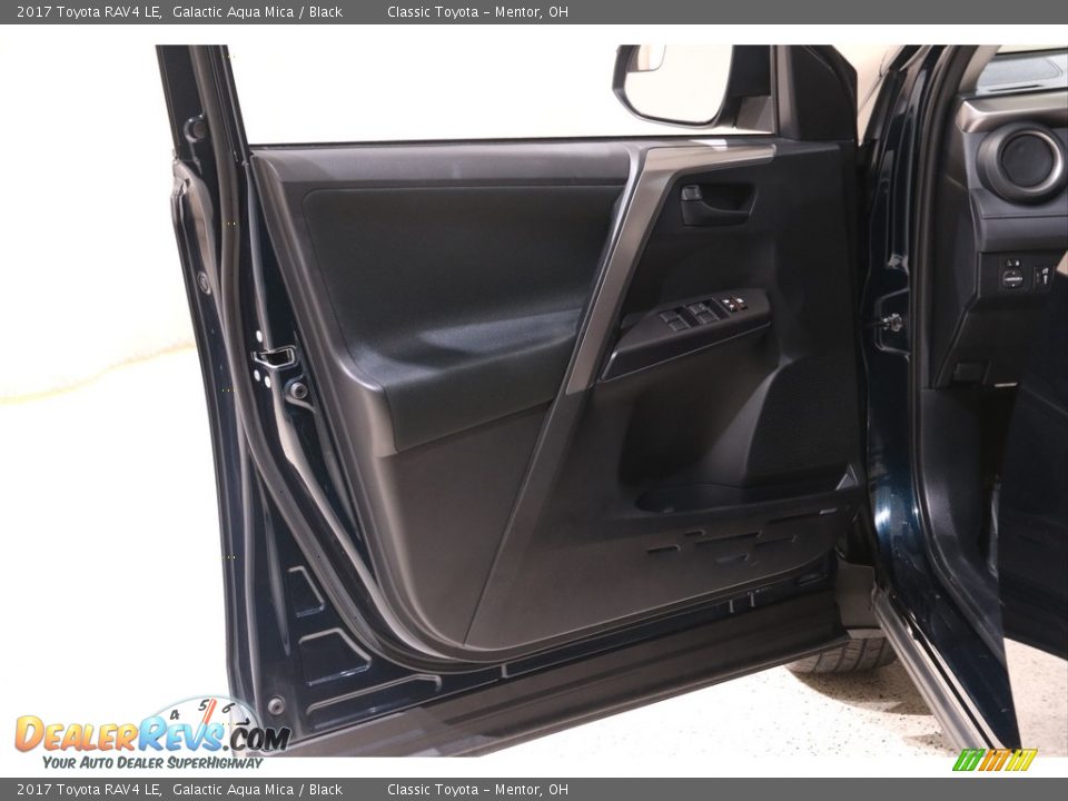 2017 Toyota RAV4 LE Galactic Aqua Mica / Black Photo #4