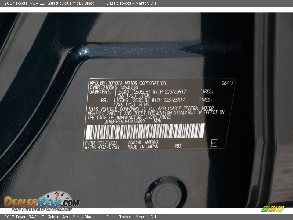 2017 Toyota RAV4 LE Galactic Aqua Mica / Black Photo #18