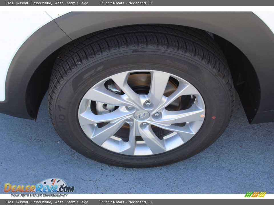 2021 Hyundai Tucson Value White Cream / Beige Photo #5