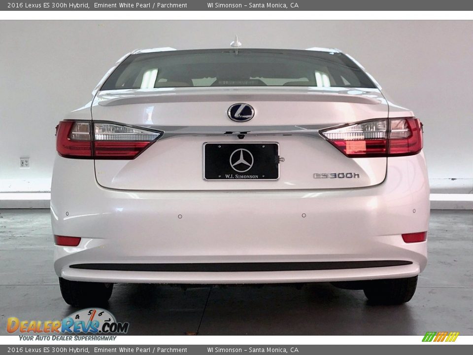 Eminent White Pearl 2016 Lexus ES 300h Hybrid Photo #3