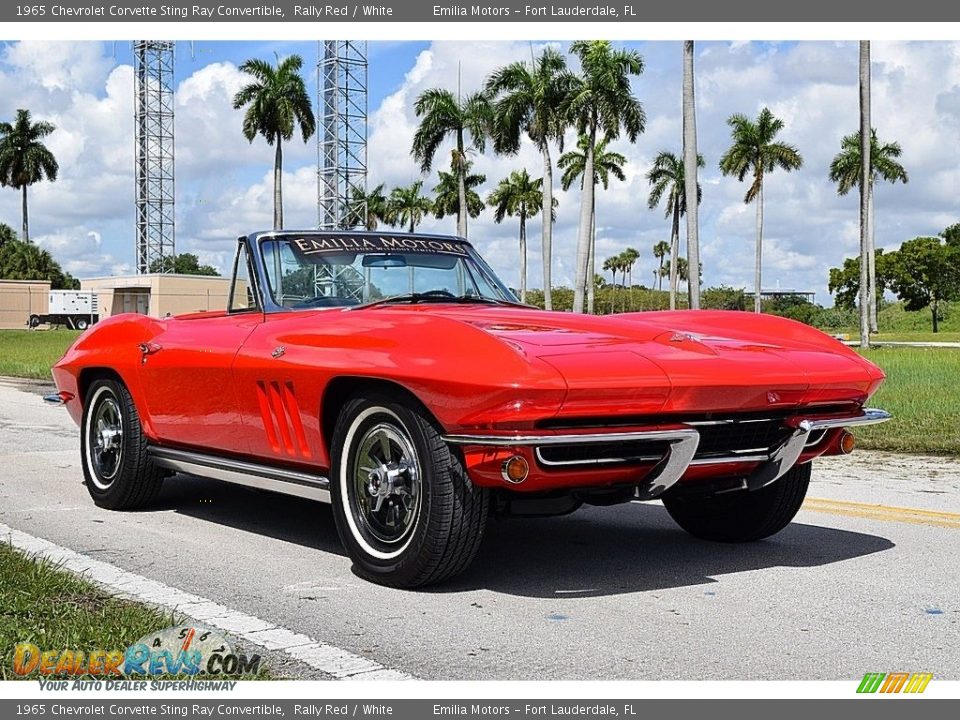 Front 3/4 View of 1965 Chevrolet Corvette Sting Ray Convertible Photo #1