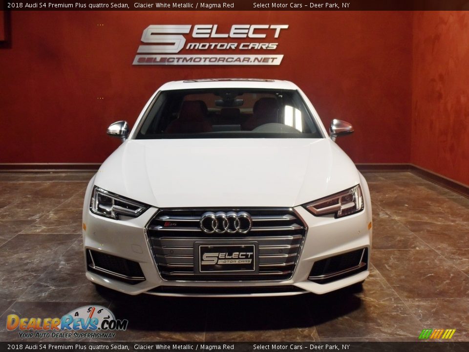 2018 Audi S4 Premium Plus quattro Sedan Glacier White Metallic / Magma Red Photo #2