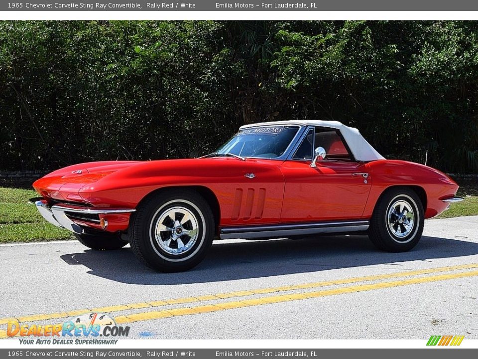1965 Chevrolet Corvette Sting Ray Convertible Rally Red / White Photo #7