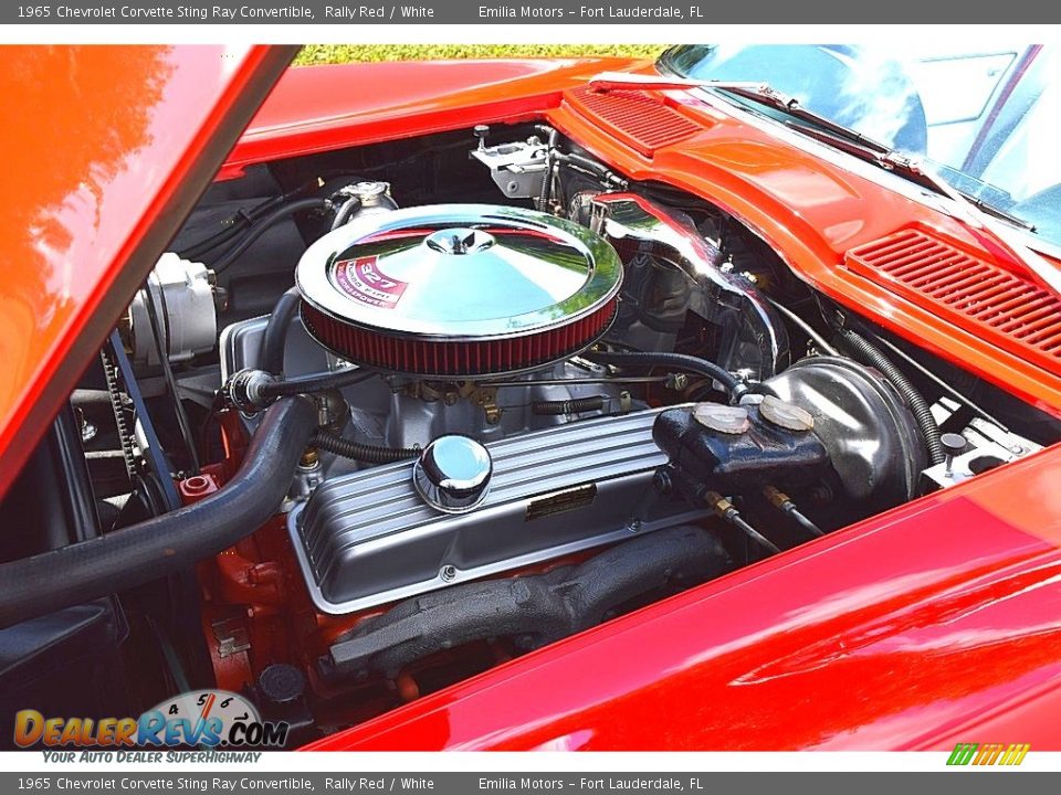 1965 Chevrolet Corvette Sting Ray Convertible 5.7 Liter OHV 16-Valve V8 Engine Photo #66