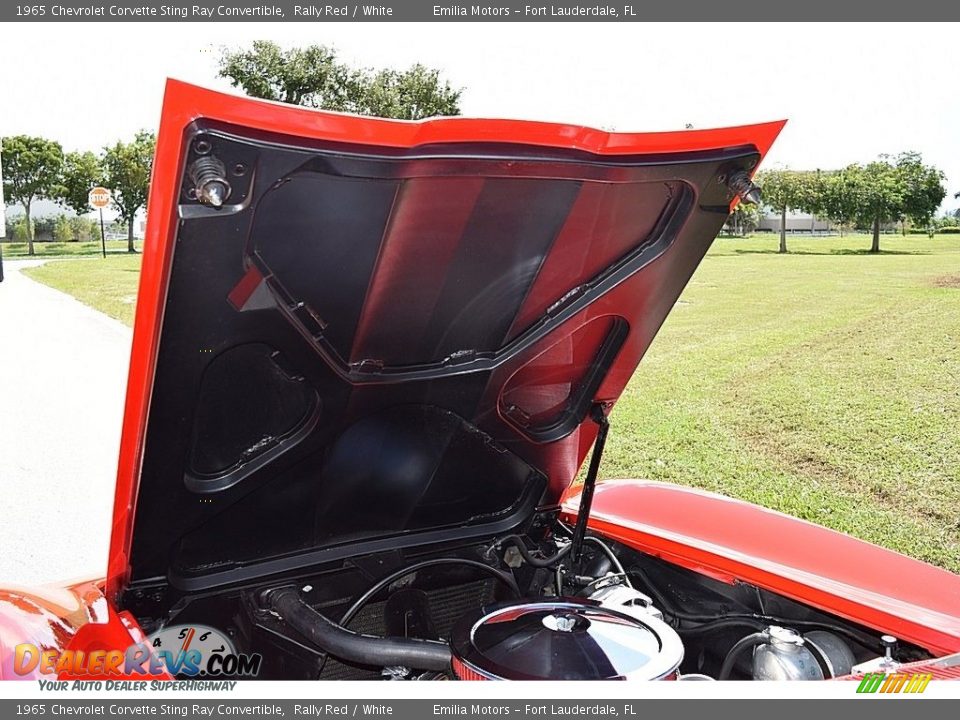 1965 Chevrolet Corvette Sting Ray Convertible Rally Red / White Photo #77