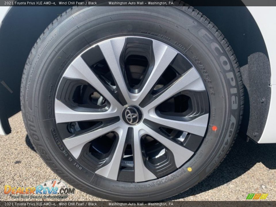 2021 Toyota Prius XLE AWD-e Wind Chill Pearl / Black Photo #26