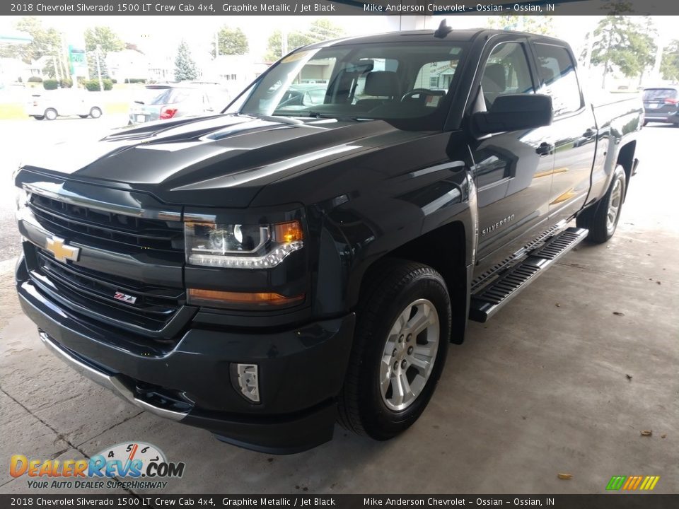 2018 Chevrolet Silverado 1500 LT Crew Cab 4x4 Graphite Metallic / Jet Black Photo #8