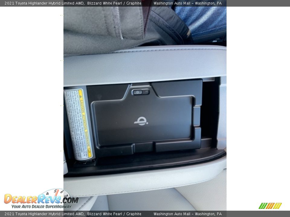 2021 Toyota Highlander Hybrid Limited AWD Blizzard White Pearl / Graphite Photo #17