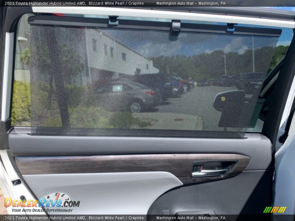 Door Panel of 2021 Toyota Highlander Hybrid Limited AWD Photo #21