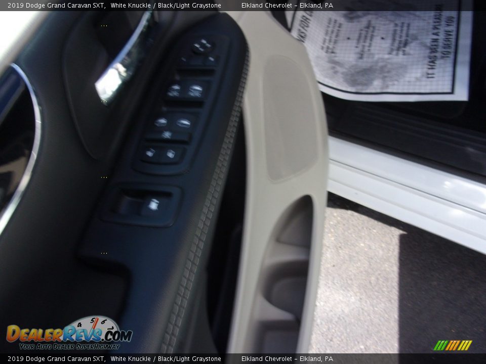 2019 Dodge Grand Caravan SXT White Knuckle / Black/Light Graystone Photo #11