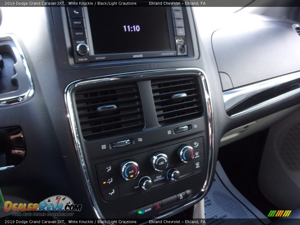 2019 Dodge Grand Caravan SXT White Knuckle / Black/Light Graystone Photo #17