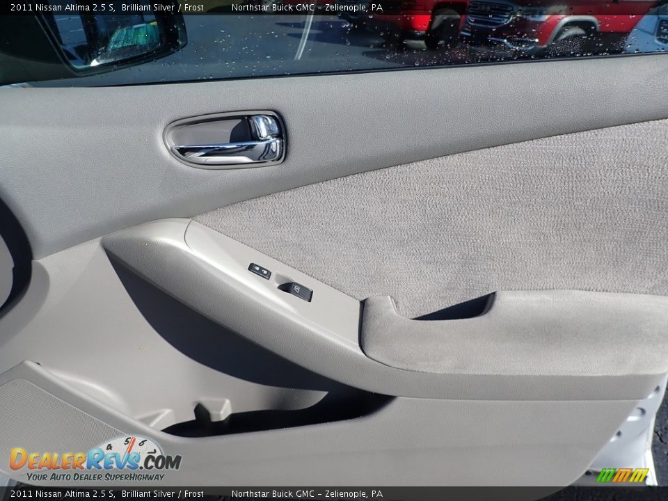 2011 Nissan Altima 2.5 S Brilliant Silver / Frost Photo #7