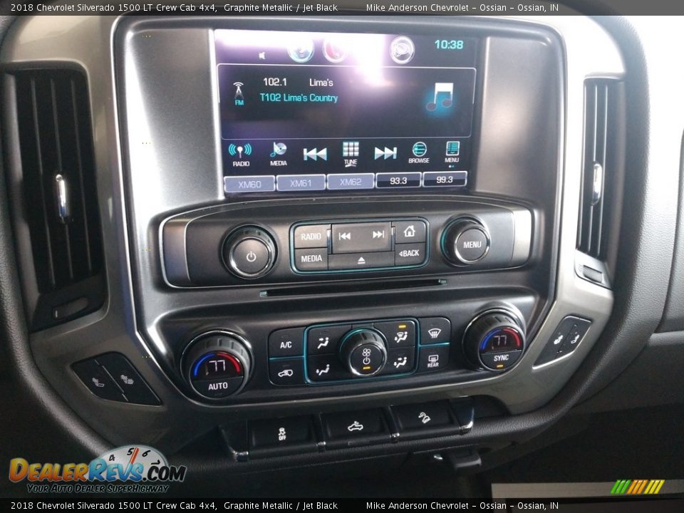 Controls of 2018 Chevrolet Silverado 1500 LT Crew Cab 4x4 Photo #28