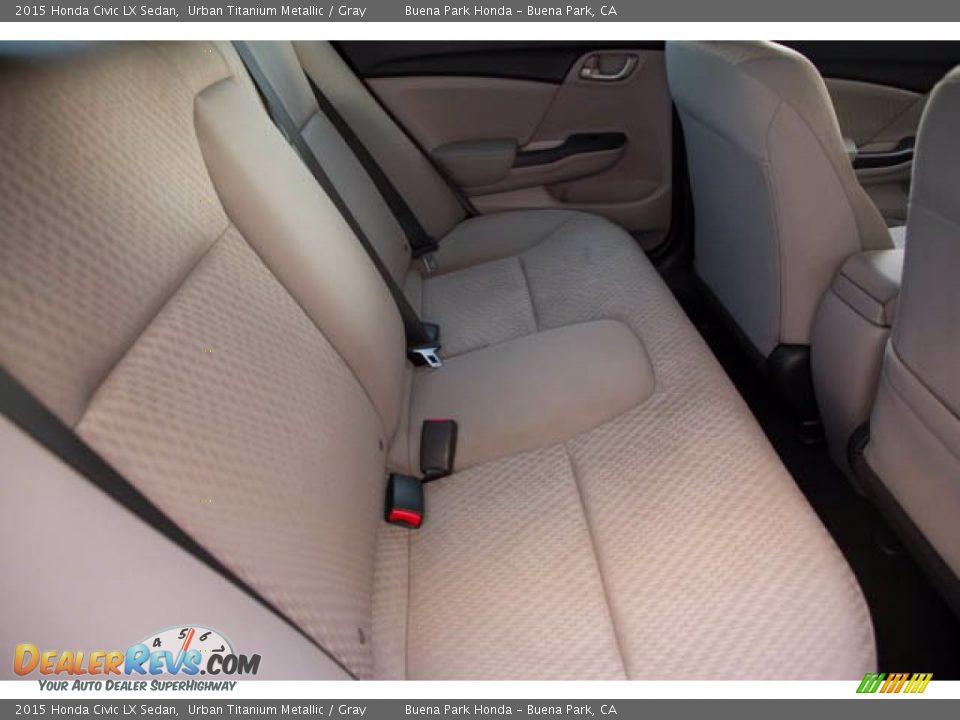 2015 Honda Civic LX Sedan Urban Titanium Metallic / Gray Photo #20