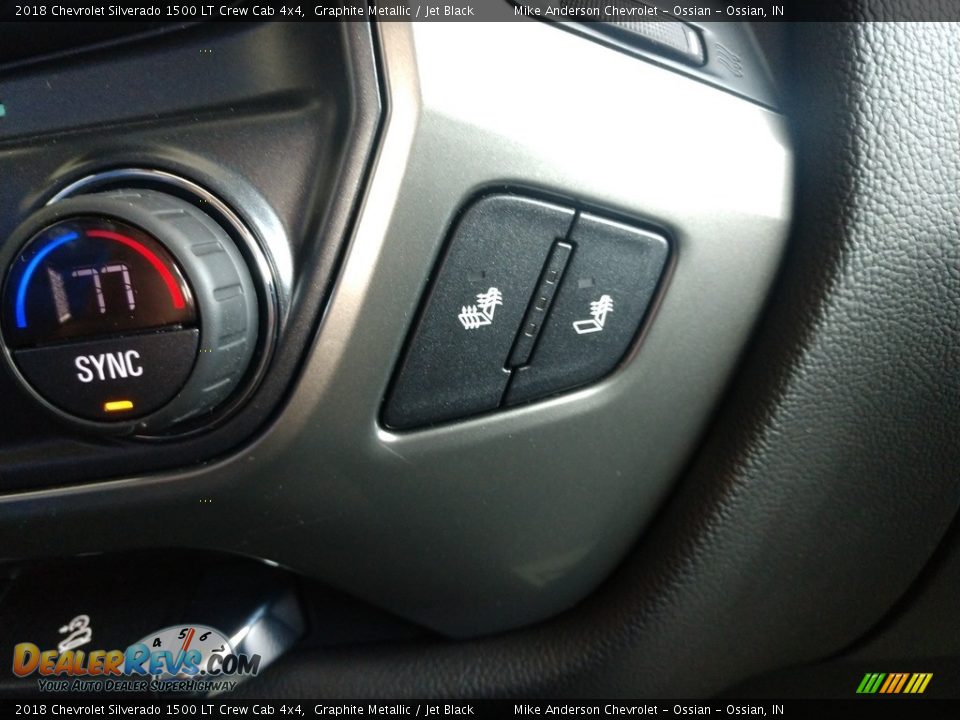 Controls of 2018 Chevrolet Silverado 1500 LT Crew Cab 4x4 Photo #32