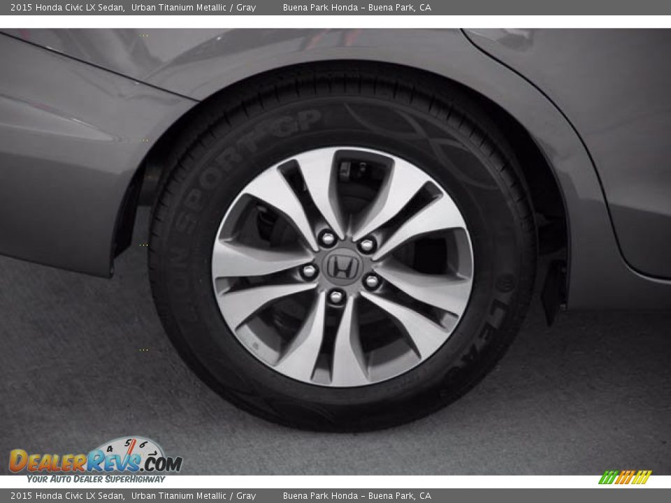 2015 Honda Civic LX Sedan Urban Titanium Metallic / Gray Photo #32