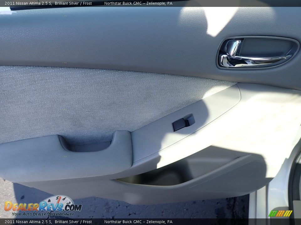 2011 Nissan Altima 2.5 S Brilliant Silver / Frost Photo #23