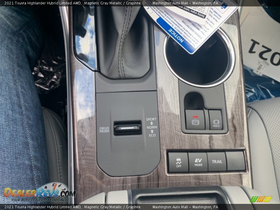 Controls of 2021 Toyota Highlander Hybrid Limited AWD Photo #15