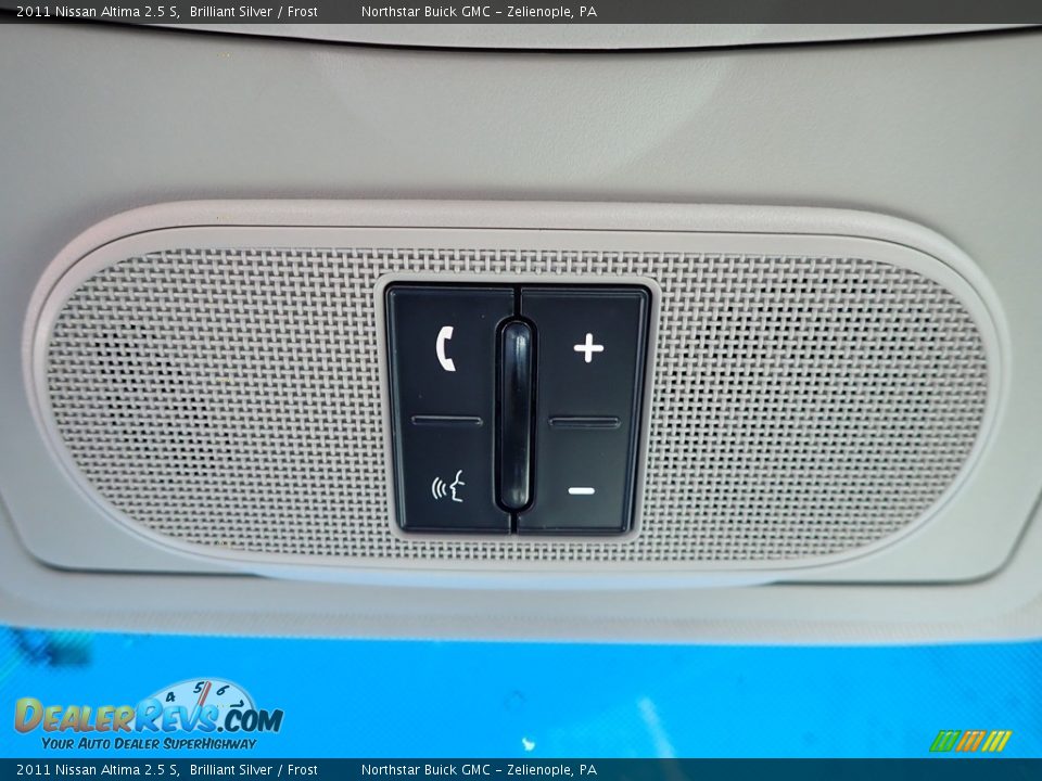 2011 Nissan Altima 2.5 S Brilliant Silver / Frost Photo #29