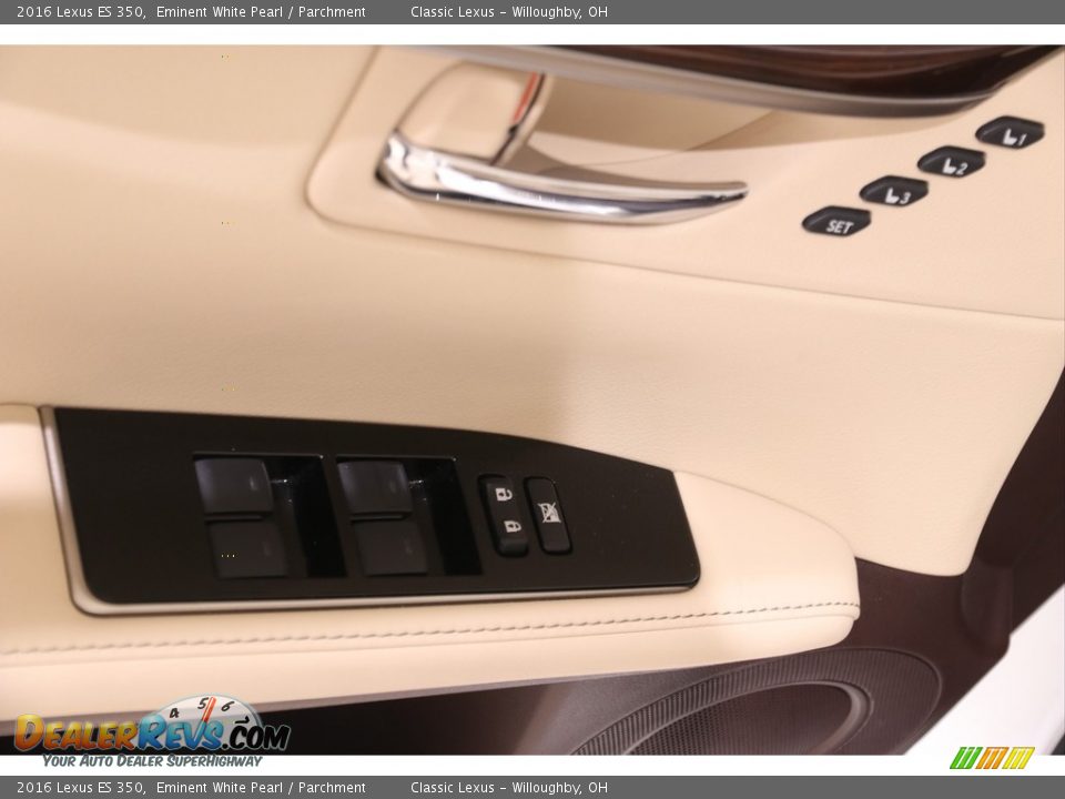 Door Panel of 2016 Lexus ES 350 Photo #5