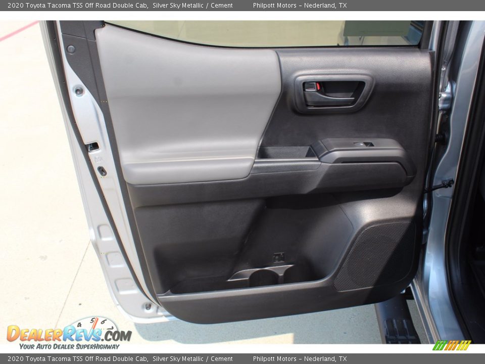 2020 Toyota Tacoma TSS Off Road Double Cab Silver Sky Metallic / Cement Photo #18