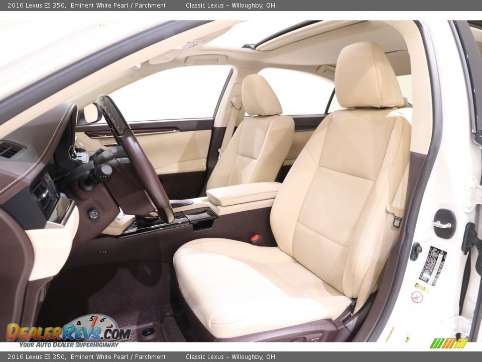 Front Seat of 2016 Lexus ES 350 Photo #7