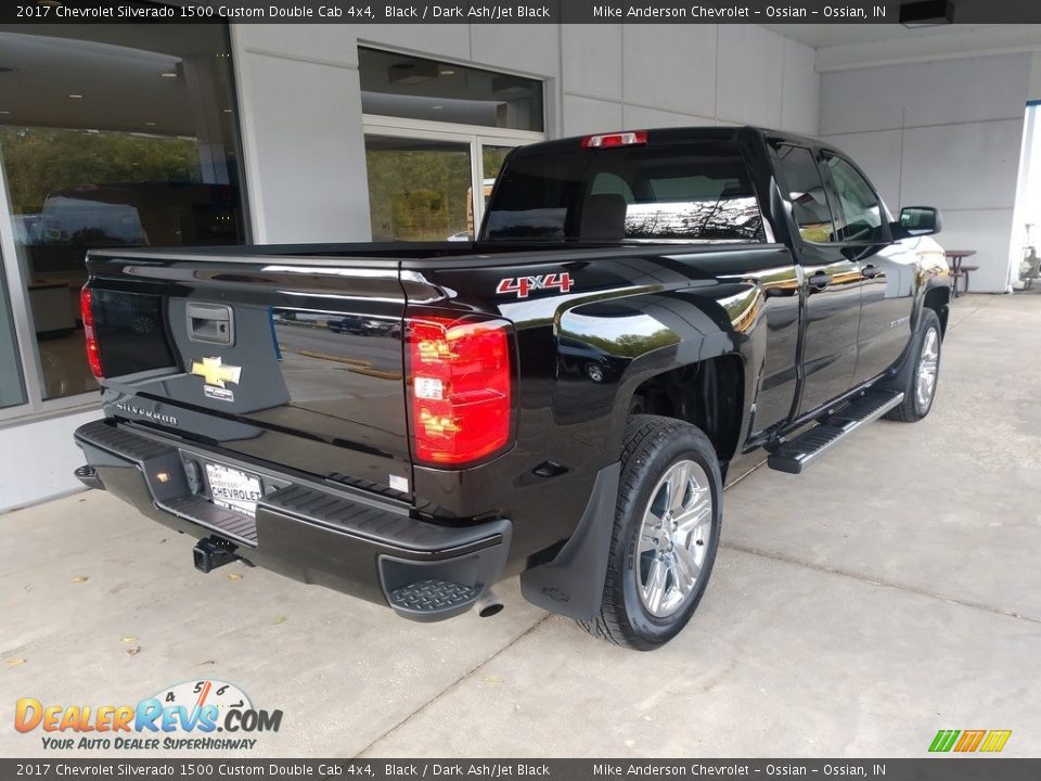 2017 Chevrolet Silverado 1500 Custom Double Cab 4x4 Black / Dark Ash/Jet Black Photo #4