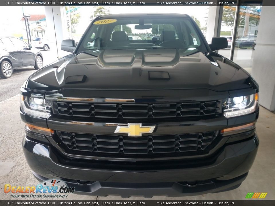 2017 Chevrolet Silverado 1500 Custom Double Cab 4x4 Black / Dark Ash/Jet Black Photo #9