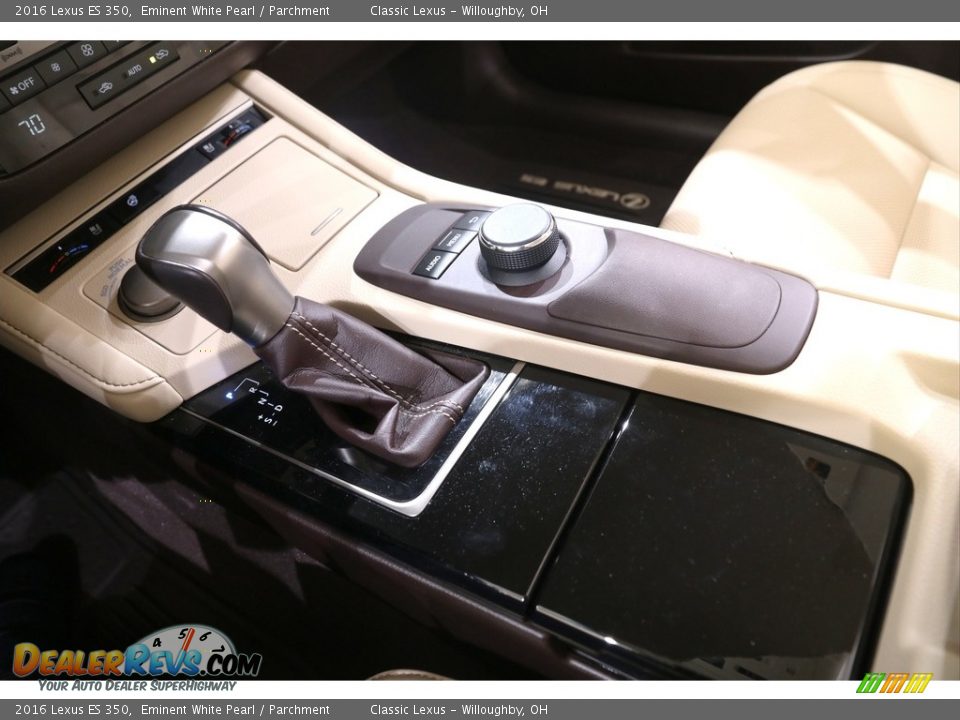 2016 Lexus ES 350 Shifter Photo #26