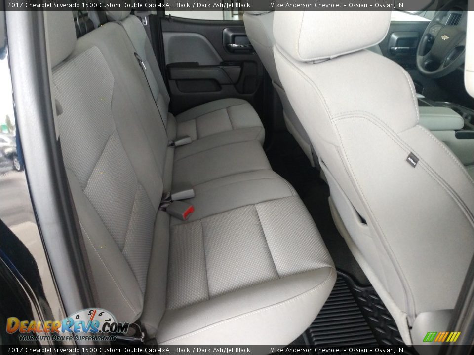 2017 Chevrolet Silverado 1500 Custom Double Cab 4x4 Black / Dark Ash/Jet Black Photo #19