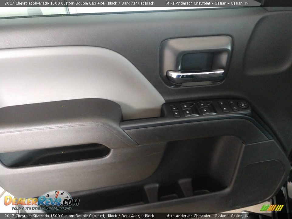 2017 Chevrolet Silverado 1500 Custom Double Cab 4x4 Black / Dark Ash/Jet Black Photo #20