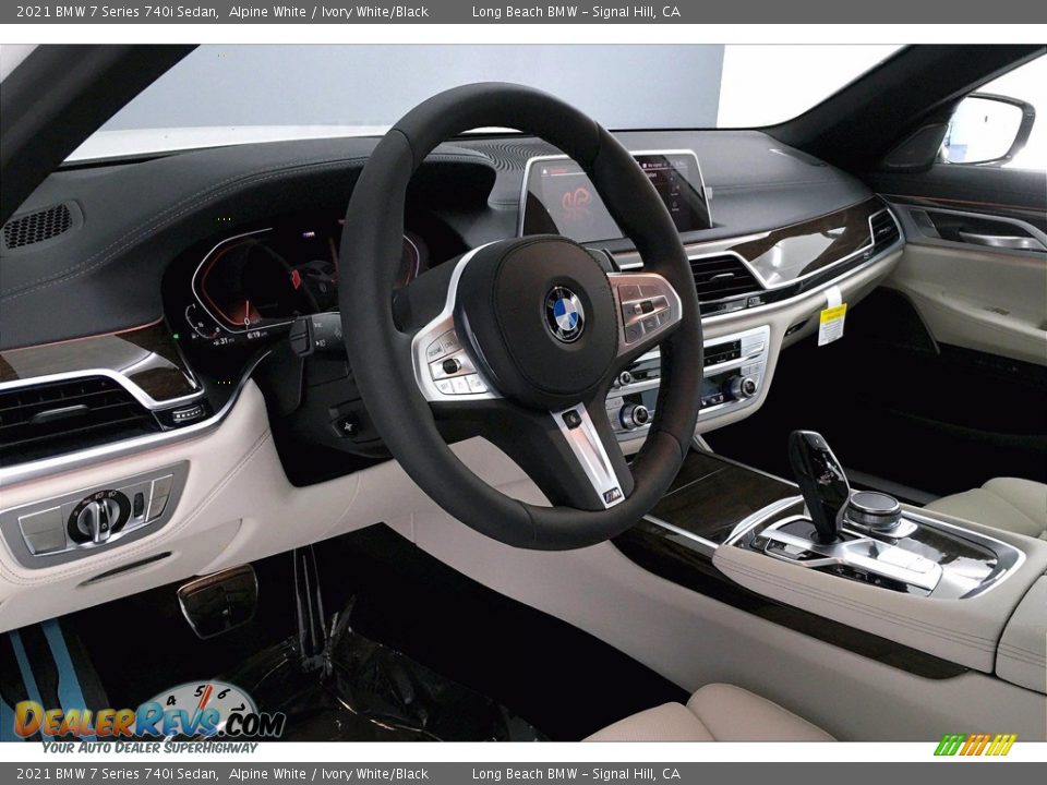 2021 BMW 7 Series 740i Sedan Alpine White / Ivory White/Black Photo #7
