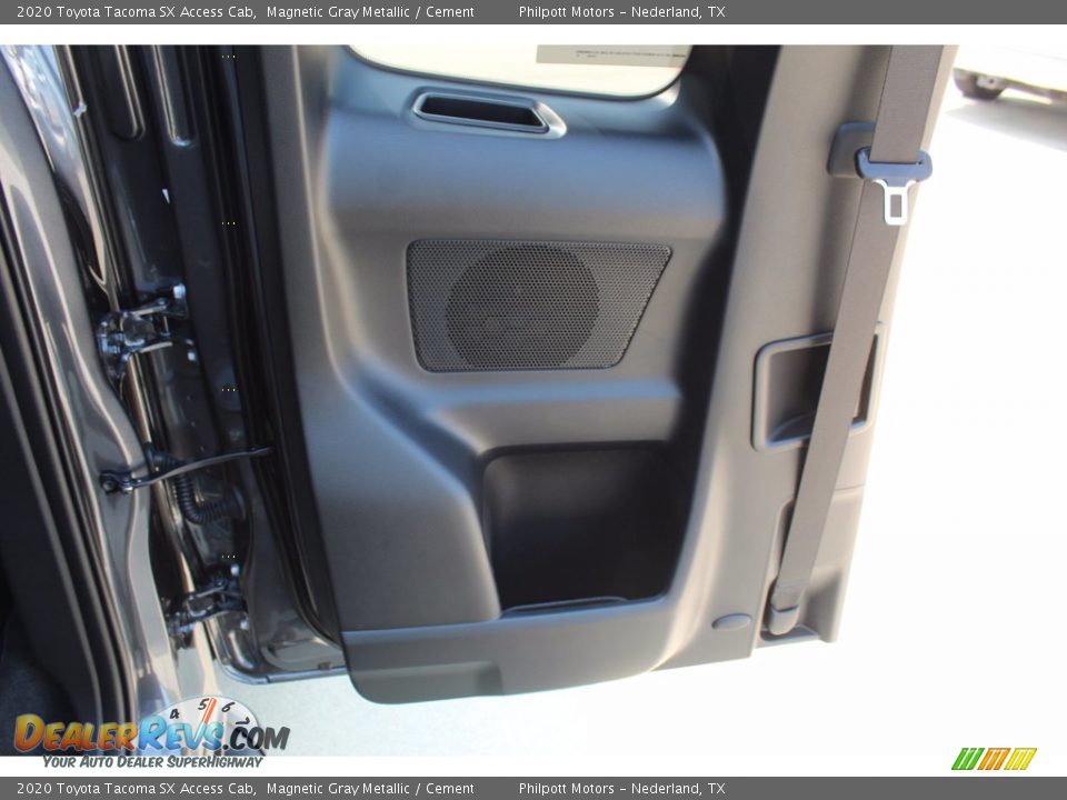 2020 Toyota Tacoma SX Access Cab Magnetic Gray Metallic / Cement Photo #18