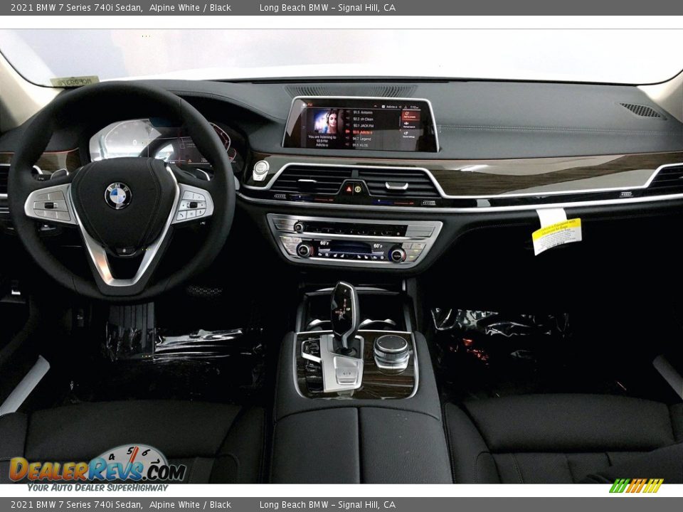 Dashboard of 2021 BMW 7 Series 740i Sedan Photo #5