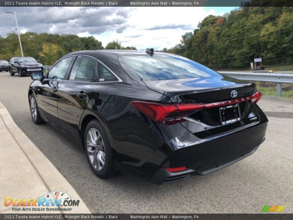 2021 Toyota Avalon Hybrid XLE Midnight Black Metallic / Black Photo #2