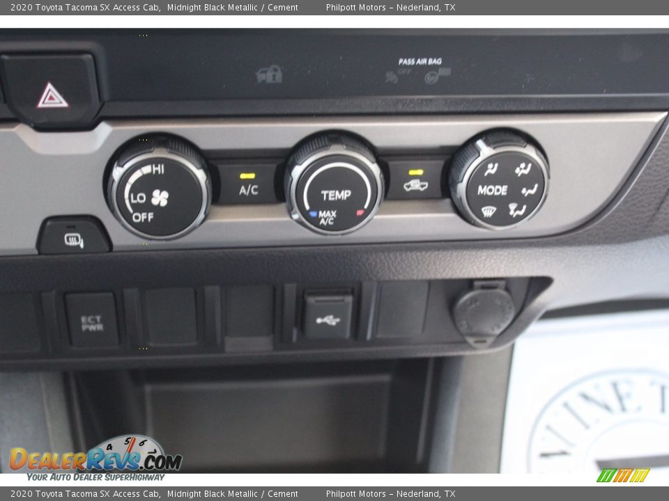 2020 Toyota Tacoma SX Access Cab Midnight Black Metallic / Cement Photo #16