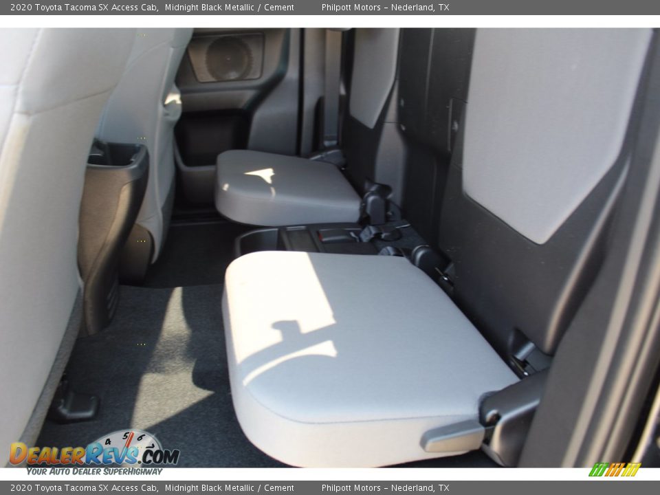 2020 Toyota Tacoma SX Access Cab Midnight Black Metallic / Cement Photo #18