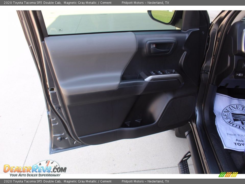 2020 Toyota Tacoma SR5 Double Cab Magnetic Gray Metallic / Cement Photo #9