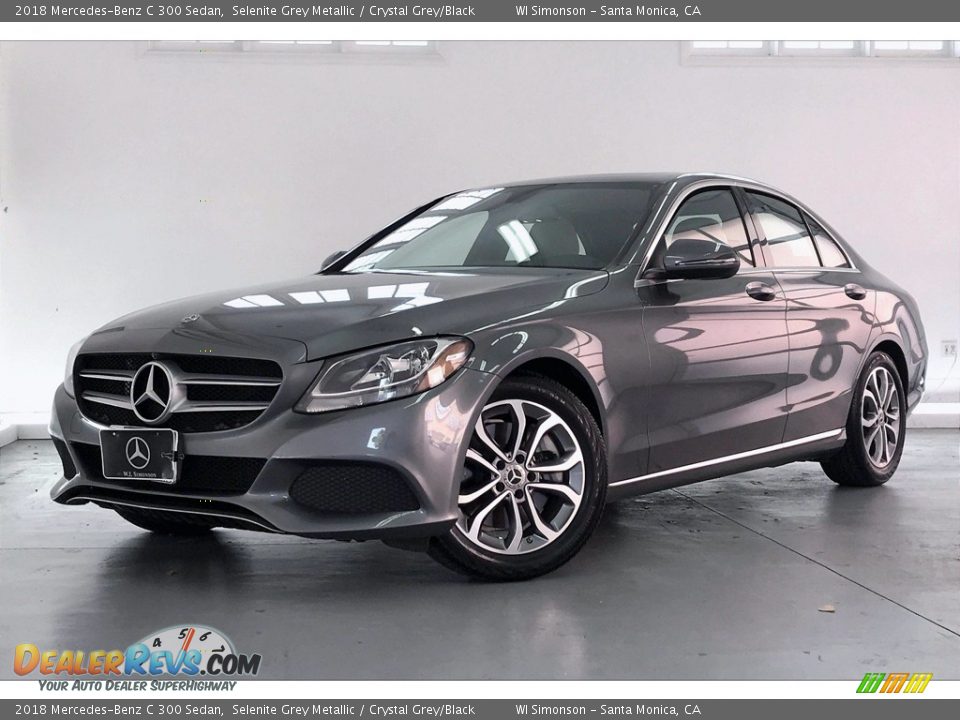 Front 3/4 View of 2018 Mercedes-Benz C 300 Sedan Photo #12