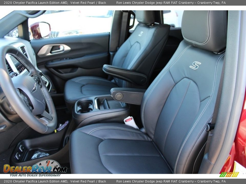 2020 Chrysler Pacifica Launch Edition AWD Velvet Red Pearl / Black Photo #11