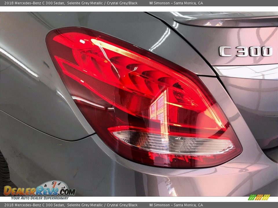 2018 Mercedes-Benz C 300 Sedan Selenite Grey Metallic / Crystal Grey/Black Photo #26
