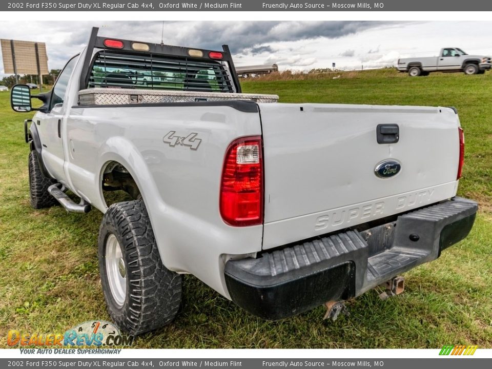 2002 Ford F350 Super Duty XL Regular Cab 4x4 Oxford White / Medium Flint Photo #6