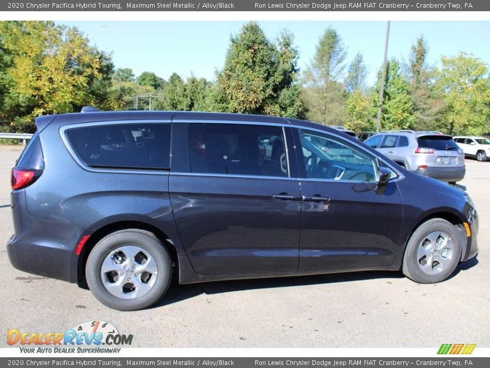 2020 Chrysler Pacifica Hybrid Touring Maximum Steel Metallic / Alloy/Black Photo #4