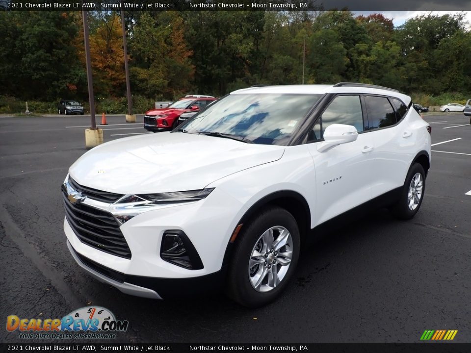Front 3/4 View of 2021 Chevrolet Blazer LT AWD Photo #1