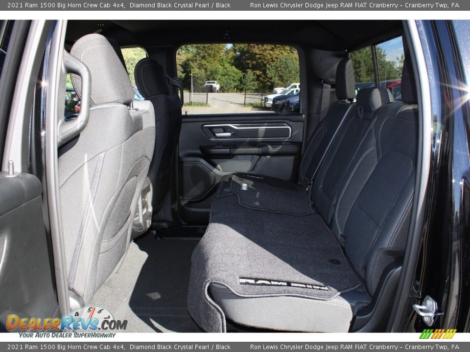 2021 Ram 1500 Big Horn Crew Cab 4x4 Diamond Black Crystal Pearl / Black Photo #12