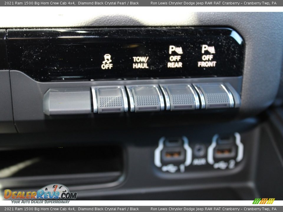 2021 Ram 1500 Big Horn Crew Cab 4x4 Diamond Black Crystal Pearl / Black Photo #19