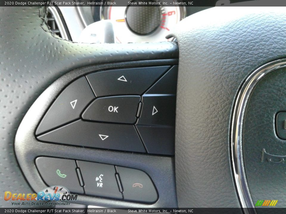 2020 Dodge Challenger R/T Scat Pack Shaker Steering Wheel Photo #17