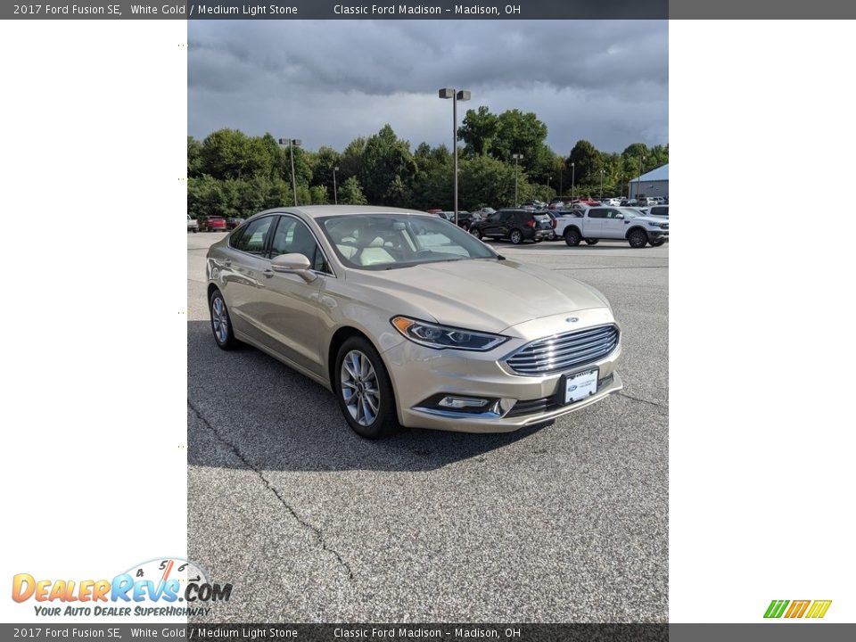 2017 Ford Fusion SE White Gold / Medium Light Stone Photo #3